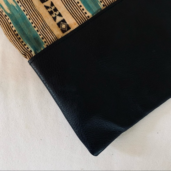 Vaalbara Clutch Nyri Leather in Tan and Turquoise size Large NWT - Picture 7 of 10